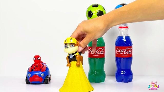 Satisfying Video l How I Made Kinetiс Cups Soccer Balls Beads Coca Cola Bottles ASMR Drop смотреть онлайн
