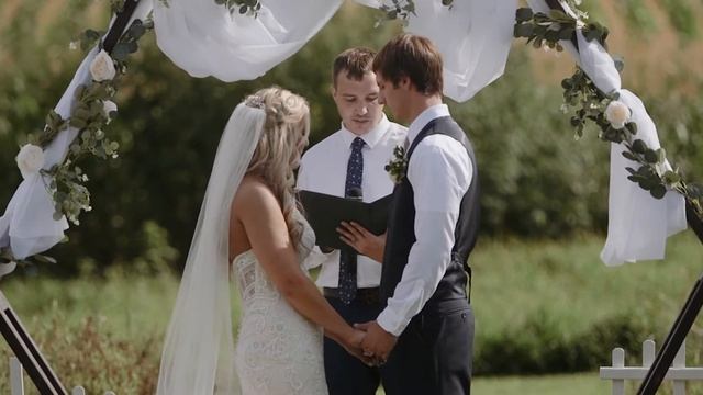 Austin + Lauren | Greenfield Barn | New Richmond, WI Wedding смотреть онлайн