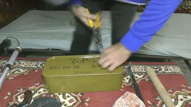 SOVIET AMMO CAN UNBOXING  (GOPNIK NAGANT 7.62X38r) смотреть онлайн