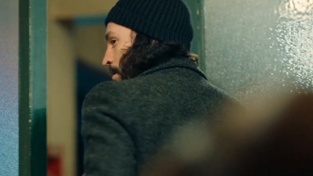 Üç Kuruş 11. Bölüm - Efe ve Leyla'nın Pencere Kaçamağı смотреть онлайн