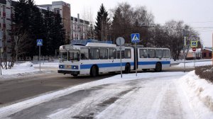 Троллейбус ЗиУ-683 КВР БТРМ-4008 и приветливый водитель. (1080р)