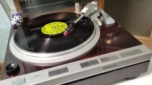 Проверка работы тонарма проигрывателя виниловых пластинок DENON DP-47F