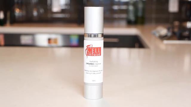 CELL INFUSE Hydrating ORGANIC Cleanser with Lime Caviar смотреть онлайн