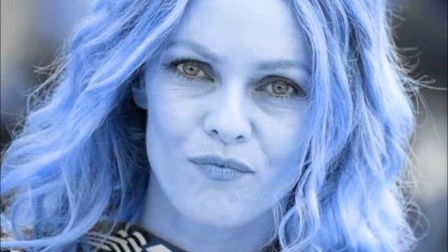 CES MOTS SIMPLES(COVER VANESSA PARADIS) смотреть онлайн