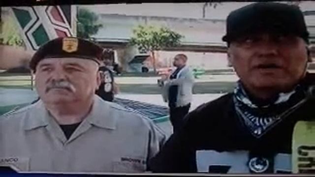 LIGHTS, CAMERA, REVOLUTION ! смотреть онлайн