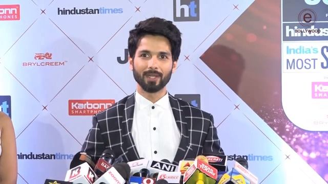 Shahid Kapoor And Mira Rajput At HT Style Awards 2018 Red Carpet | e-Bollywood смотреть онлайн