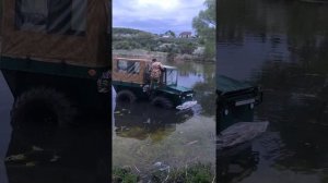 Каракат Вепрь В-5 тест на воде Каракат Вепрь заехал в пруд