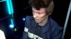 La Roux - Bulletproof
