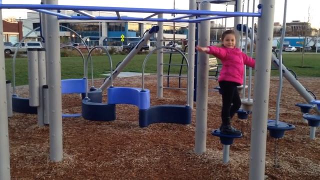 Monkey Ava смотреть онлайн