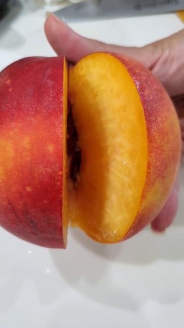 Experimentado pêssego amarelo.黄色桃yellow peach. смотреть онлайн