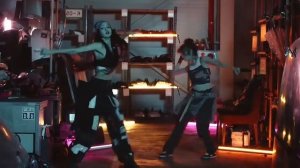 MIRRORED-SLOW / LILI's FILM #4 - Lisa Dance Performance Video