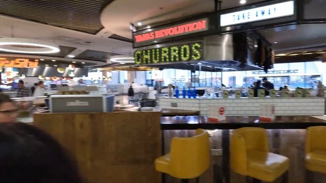 Walking through Birmingham City Center and Grand Central 2022 on Luma Saul смотреть онлайн