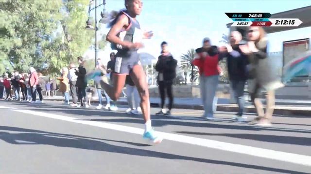 Worknesh Degefa Wins The 2023 Valencia Marathon Setting a New Lifetime Best 2:15:51 смотреть онлайн