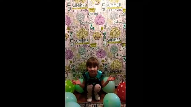 Показ  мод🤩 смотреть онлайн