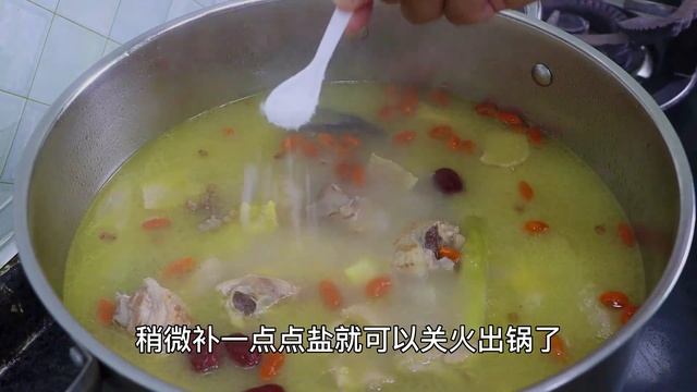 秋天多吃板栗炖鸡汤，教你正确做法汤鲜肉烂，老少皆宜超级好吃