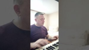 Игра на синтезаторе Yamaha PSR 740.mp4