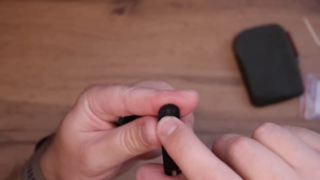 КОМПАКТНЫЙ EDC ДЛЯ ЖЕНЫ - Bellroy Card Pocket, Olight, Victorinox