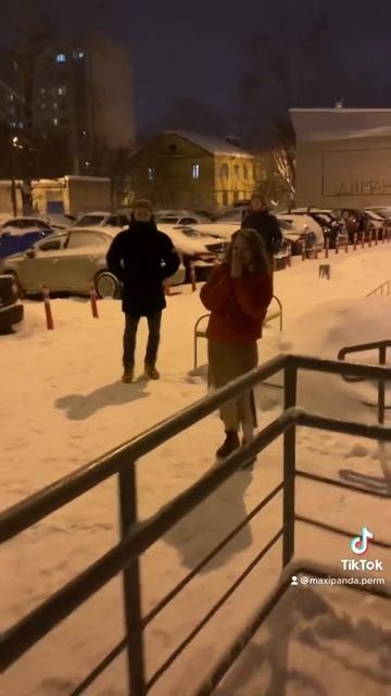 Поздравление от Огромного медведя смотреть онлайн