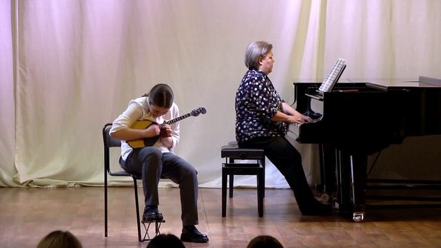 12 Михаил Товпеко «Фронтовая новелла», исп. Ипатова Анна 7 кл., преп. Зайко Л.М. конц. Чупина З.В.