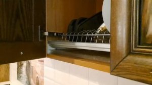 Обзор кухни из массива. Классическая кухня.