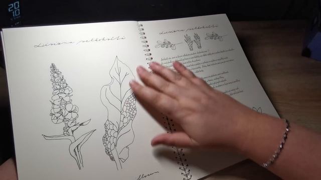 Listováníčko - Herbárium omalovánium AdelinaRt - Flip through