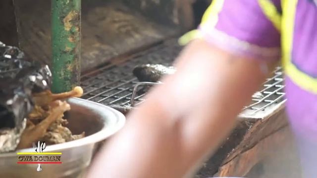 GWA DOUMAN : Foutou poisson bresé poulet bresé + produits Bara Musso смотреть онлайн