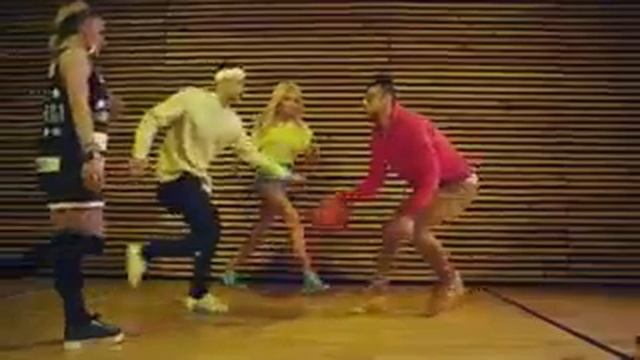 Ханна и Егор Крид скромным быть не в моде смотреть онлайн