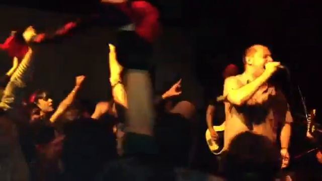 Lumpen - Sembra Impossibile - [LIVE @Nero Factory - COSENZA - 28.12.2012] смотреть онлайн