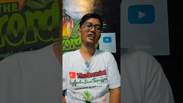 Live Streaming The Brondols : Kok Buah saya banyak dirinya, Ringan lagi !!!! смотреть онлайн