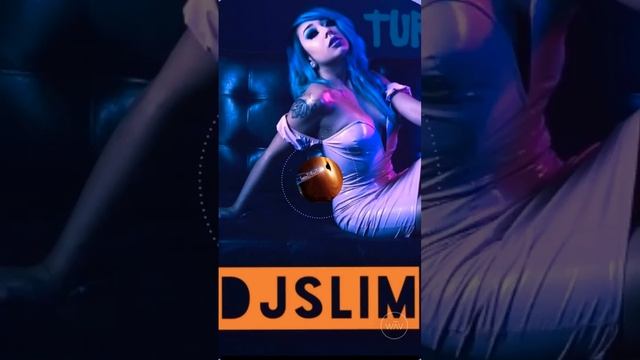 DJsLiM- Turn Back Time feat. Britt Rayne смотреть онлайн