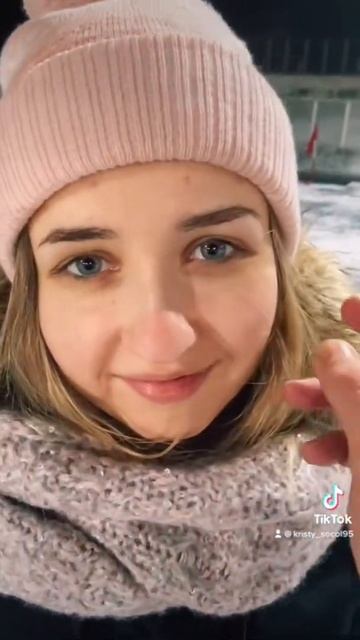 Как же зима без льда и коньков ❣️ #нальду#наконьках смотреть онлайн