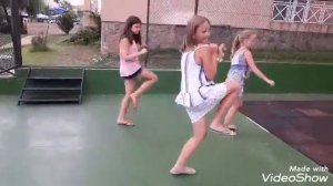 Девочка с Каре клип