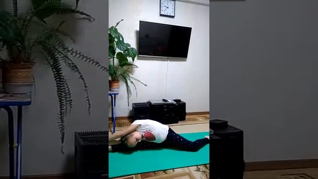 Учимся делать колесо.
