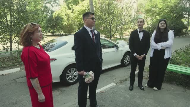 Жених приехал к невесте, выкуп невесты смотреть онлайн