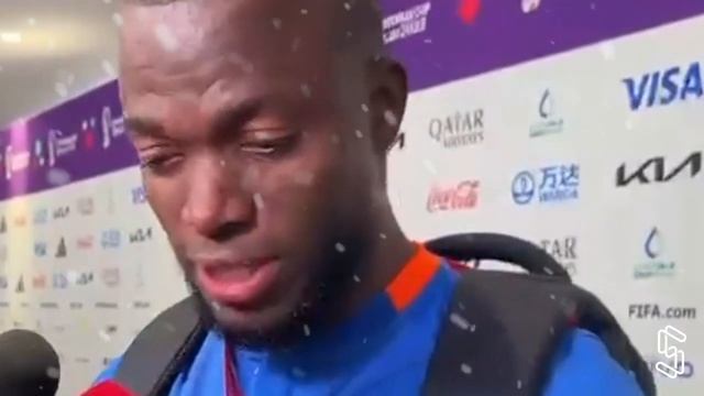 Enner Valencia parte en llanto y pide disculpas a Ecuador смотреть онлайн