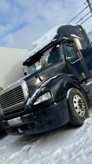 В продаже Freightliner Columbia. Город Киров