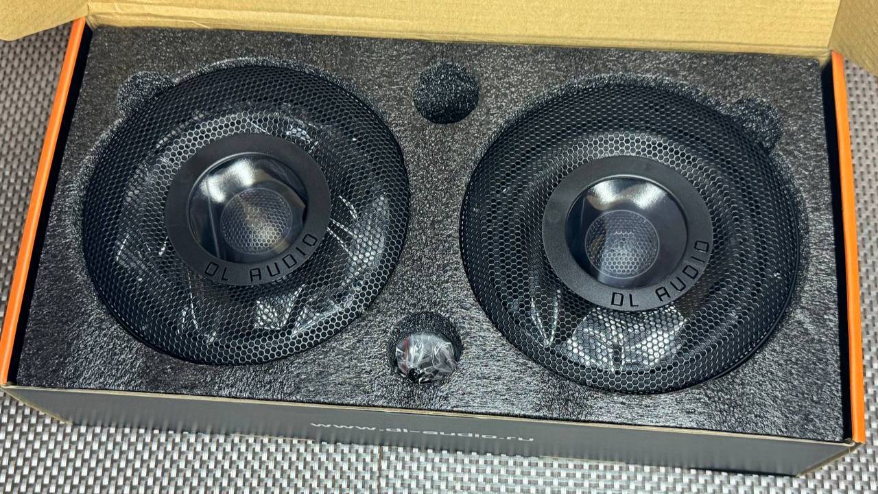 Замена ЗАДНИХ динамиков на  DL Audio Anaconda 165 Coax в MAZDA 3 BK.