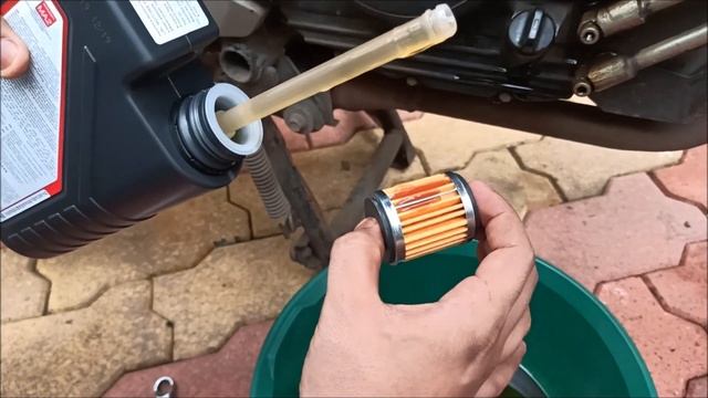 Liqui Moly Performance Pack For Yamaha FZ25 | Engine Flush | Fuel System Cleaner | MoS2 shooter смотреть онлайн