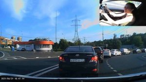 Учимся анализировать ситуацию на дороге