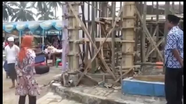 Dahsyatnya amarah Bupati perempuan ini смотреть онлайн