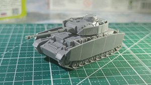 Сборка модели Pz. Kpfw IV ausf. H в масштабе 1/100 от "Звезды"