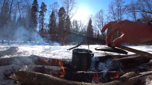 На лыжах по насту. Моё минимальное снаряжение для похода с ночёвкой.