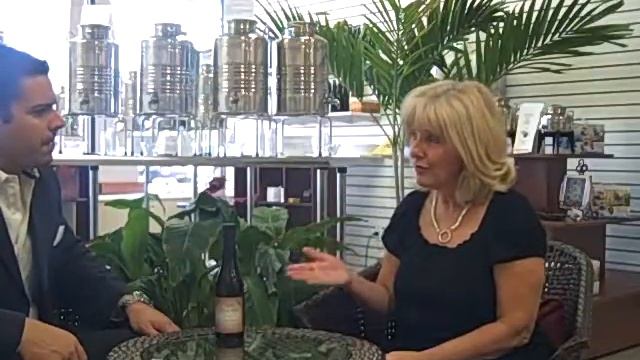 Naples Olive Oil Company смотреть онлайн