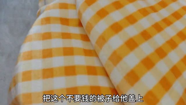 今天答应粉丝用原声拍一期视频明天带着弟弟小侄子去卡游旗舰店看看能出什么好卡蒙蔽优斯