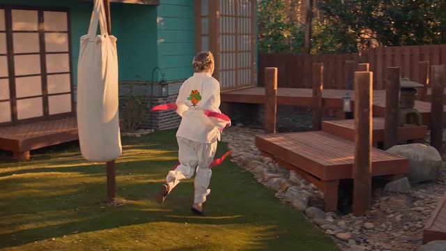 COBRA KAI | EPIC 12 STUDENTS FLAG FIGHT | SEASON 6 EPISODE 4 | FIGHT SCENE | смотреть онлайн