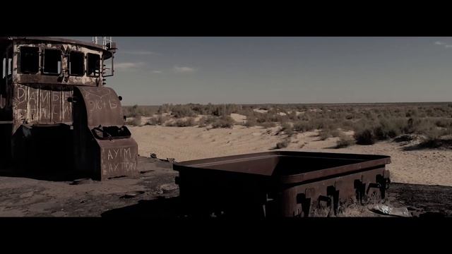 Ships on the Aral Sea Muynak. Kemalar qabristoni (Orol dengizi)