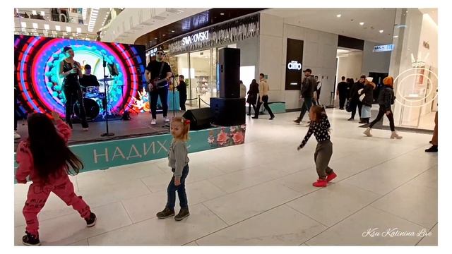 🛍️ ХАРЬКОВ ~ВЕСЕННИЙ КОНЦЕРТ ~ПСИХОЛОГИЧЕСКАЯ РАЗРЯДКА ~KHARKIV~SPRING CONCERT~PSYCHOLOGICAL RELEAS смотреть онлайн