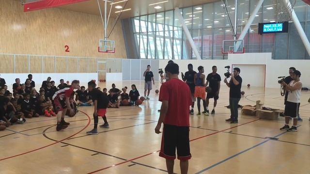 Shakir Ahmad vs. The Professor!