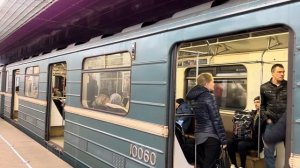 Электропоезд 81-717/714.5М ”Номерной” №15 на станции метро Технопарк ЗЛ