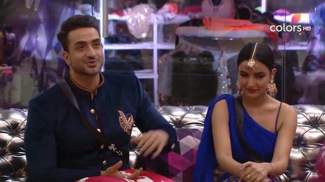 Bigg Boss S14 | बिग बॉस S14 | Salman Pokes Fun  At Aly
